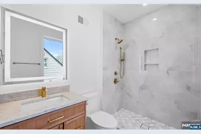 853 Pleasantview Terrace 1 #1, Ridgefield, NJ 07657 - Photo 17