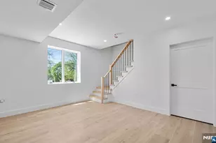853 Pleasantview Terrace 1, Ridgefield, NJ 07657 - Photo 13