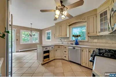260 River Drive, River Vale Township, NJ 07675 - Photo 15