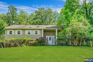 260 River Dr, River Vale Township, NJ 07675 - Photo 3