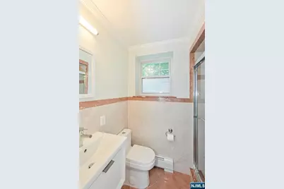39 Hickory Street, Englewood Cliffs, NJ 07632 - Photo 23