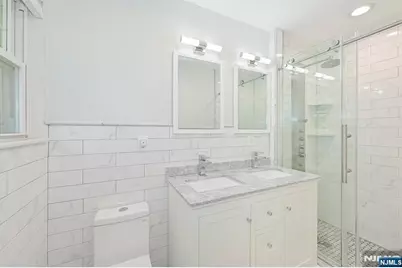 39 Hickory Street, Englewood Cliffs, NJ 07632 - Photo 17