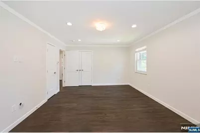 39 Hickory Street, Englewood Cliffs, NJ 07632 - Photo 19
