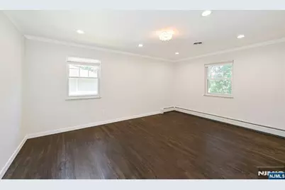 39 Hickory Street, Englewood Cliffs, NJ 07632 - Photo 15