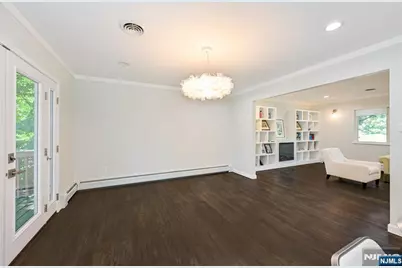 39 Hickory Street, Englewood Cliffs, NJ 07632 - Photo 13