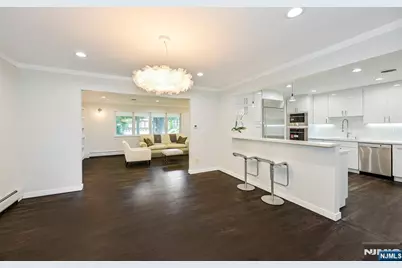 39 Hickory Street, Englewood Cliffs, NJ 07632 - Photo 9