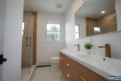 453 8th Street, Palisades Park, NJ 07650 - Photo 23