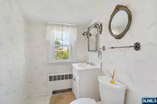 217 Riverdale Dr, Fort Lee, NJ 07024 - Photo 11