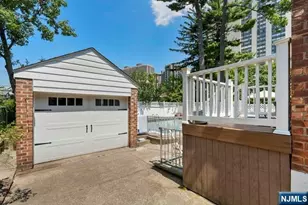 217 Riverdale Dr, Fort Lee, NJ 07024 - Photo 19