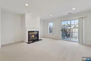 2198 Kent Ct, Mahwah, NJ 07430 - Photo 13