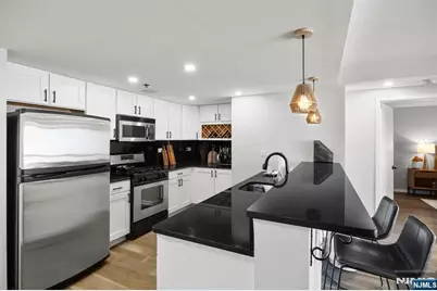 700 1st Street 14F #14F, Hoboken, NJ 07030 - Photo 5