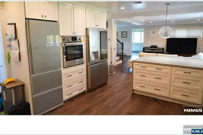 133 Reldyes Avenue, Leonia, NJ 07605 - Photo 5