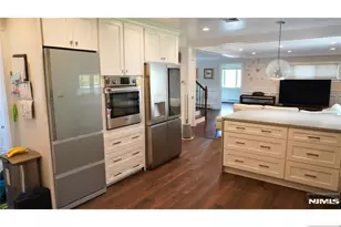 133 Reldyes Ave, Leonia, NJ 07605 - Photo 5