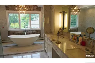 133 Reldyes Ave, Leonia, NJ 07605 - Photo 11