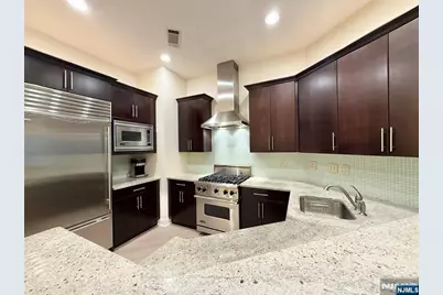 1210 The Plaza, Tenafly, NJ 07670 - Photo 9