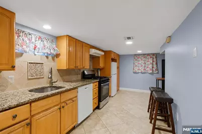 330 Harrison Avenue, Lodi, NJ 07644 - Photo 7