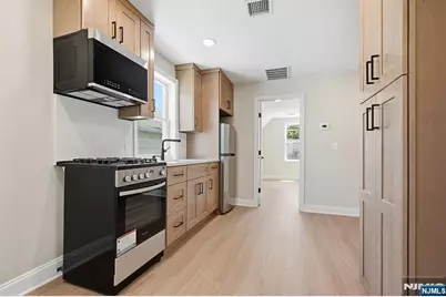 30 Edison Street 2 #2, Bloomfield, NJ 07003 - Photo 1