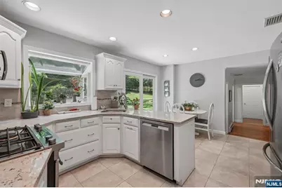 36 Stonefence Road, Oakland, NJ 07436 - Photo 15