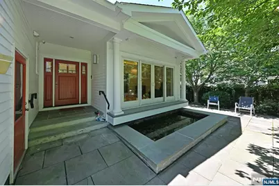 145 Park Avenue, Leonia, NJ 07605 - Photo 25
