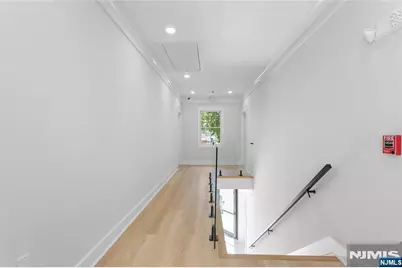 5 Milton Avenue B #B, Clifton, NJ 07013 - Photo 9