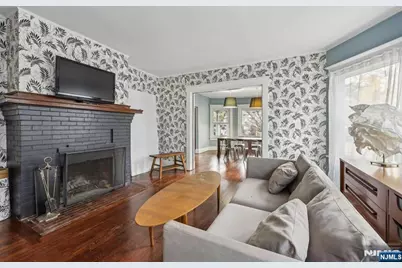 17 Oxford Street 1 #1, Montclair, NJ 07042 - Photo 5
