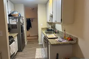 132 Indian Hollow Ct 132, Mahwah, NJ 07430 - Photo 5