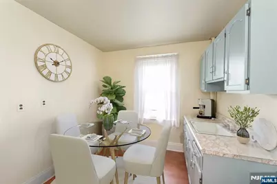 65 Vreeland Avenue, Hackensack, NJ 07601 - Photo 11