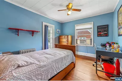 199 Larch Avenue, Teaneck Township, NJ 07666 - Photo 23