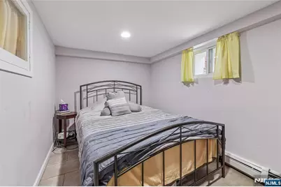199 Larch Avenue, Teaneck Township, NJ 07666 - Photo 31