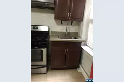 6303 Broadway 1 #1, West New York, NJ 07093 - Photo 3