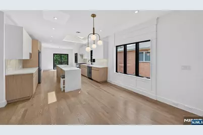122 Edsall Avenue, Palisades Park, NJ 07650 - Photo 7