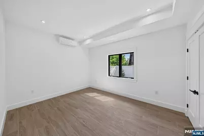 122 Edsall Avenue, Palisades Park, NJ 07650 - Photo 41