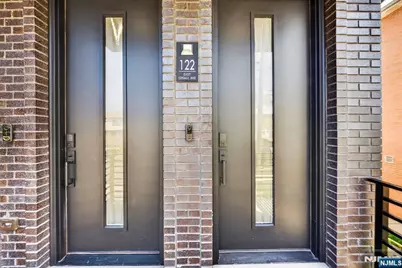122 Edsall Avenue, Palisades Park, NJ 07650 - Photo 25