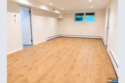 426 Broad Street 2nd Floor #2nd Floor, Carlstadt, NJ 07072 - Photo 9