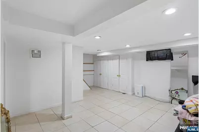 520 Washington Avenue, Dumont, NJ 07628 - Photo 15