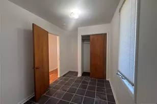 1 Cedar Ln, Paramus, NJ 07652 - Photo 7