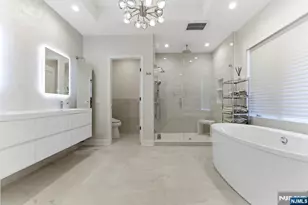 29 Roslyn Ave, Englewood Cliffs, NJ 07632 - Photo 23