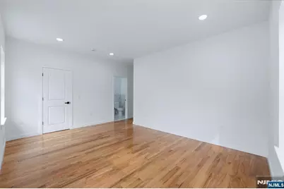 54 Pennsylvania Avenue, Newark, NJ 07114 - Photo 21