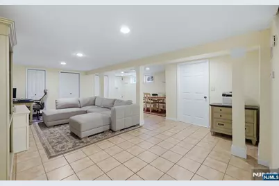 387 Hickory Street, Washington Township, NJ 07676 - Photo 19