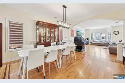 421 Lafayette Avenue 421 #421, Cliffside Park, NJ 07010 - Photo 3
