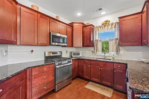 43 Elston Ct 207, Wanaque, NJ 07420 - Photo 11