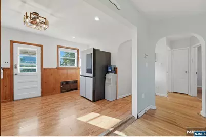 653 7th Street, Lyndhurst Township, NJ 07071 - Photo 15