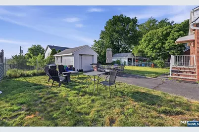 653 7th Street, Lyndhurst Township, NJ 07071 - Photo 31