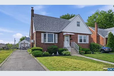 653 7th Street, Lyndhurst Township, NJ 07071 - Photo 5