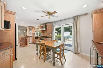 39 Fox Hill Road, Upper Saddle River, NJ 07458 - Photo 15