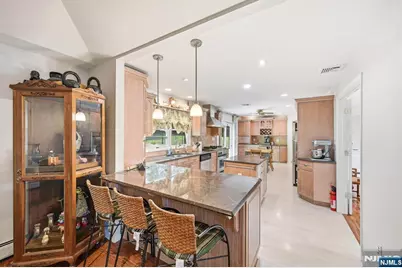 39 Fox Hill Road, Upper Saddle River, NJ 07458 - Photo 13