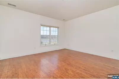 3203 Windsor Park Court 203 #203, Englewood, NJ 07631 - Photo 11