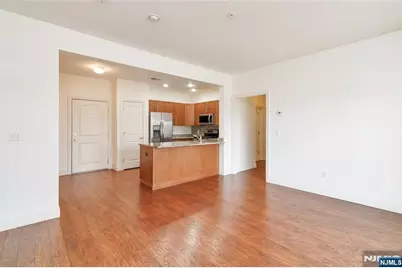 3203 Windsor Park Court 203 #203, Englewood, NJ 07631 - Photo 7