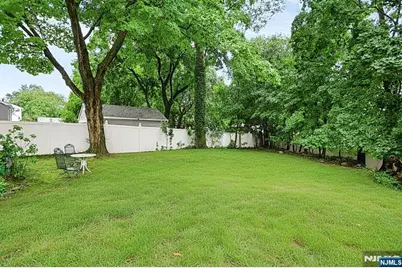 30 Highwood Drive, Dumont, NJ 07628 - Photo 33