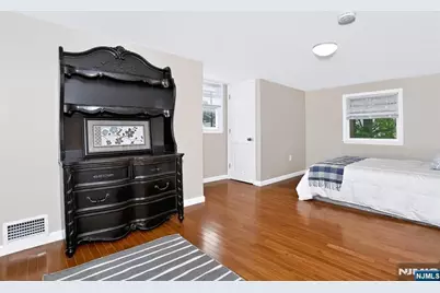 30 Highwood Drive, Dumont, NJ 07628 - Photo 19